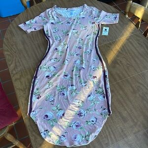 Just be… Pink Floral Dress Size Medium